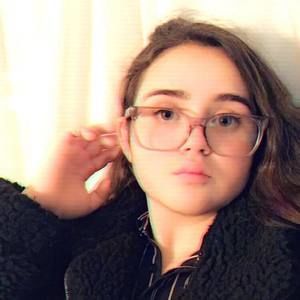 Meet your Posher, Zoé